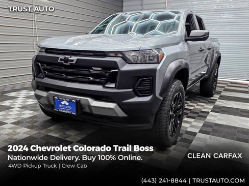 Used 2024 Chevrolet Colorado Trail Boss w/ Advanced Trailering Package AWD/4WD image 1