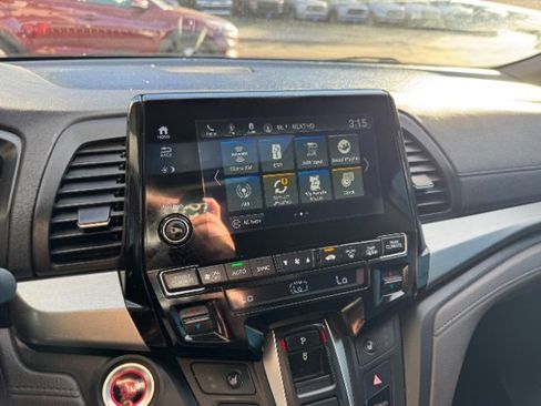 Used 2018 Honda Odyssey EX-L image 32