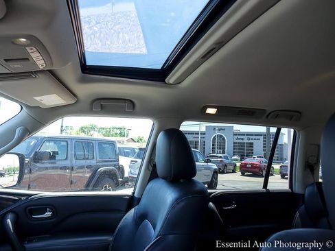 Used 2024 INFINITI QX80 Luxe AWD/4WD image 12