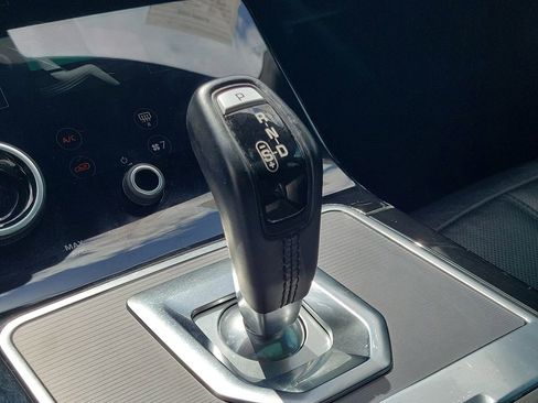 Used 2020 Land Rover Range Rover Evoque SE image 39