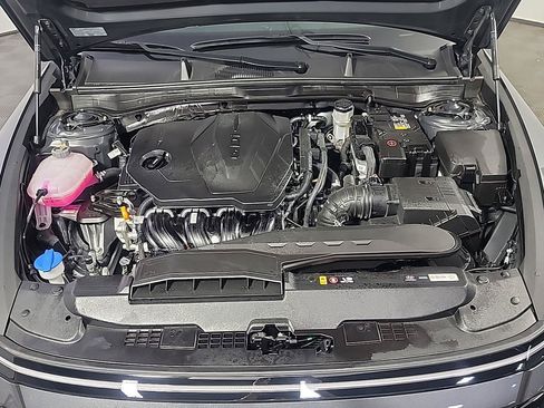 Used 2025 Hyundai Sonata SEL FWD image 13