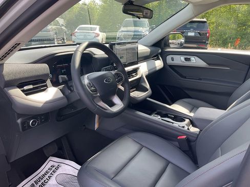 New 2026 Ford Explorer Active image 15