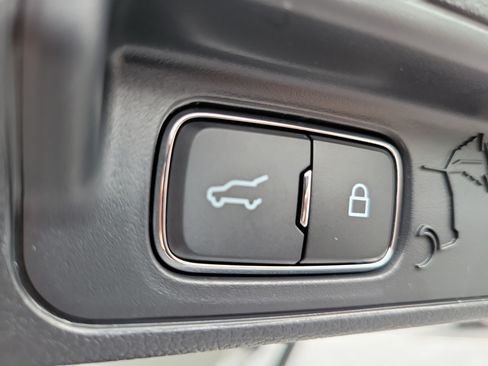 New 2026 Ford Explorer Active AWD/4WD image 8
