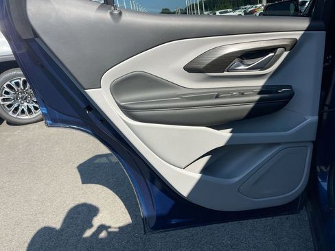 Used 2022 GMC Terrain SLT w/ Infotainment Package II image 29