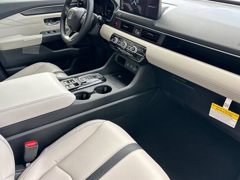 New 2026 Honda Pilot Touring image 19