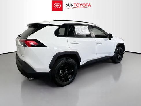 Used 2024 Toyota RAV4 XLE image 4
