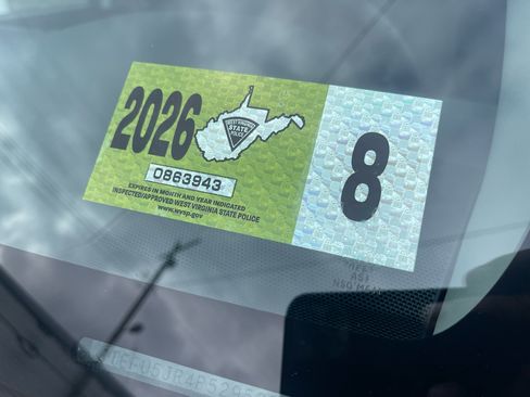 Used 2023 Toyota 4Runner SR5 Premium w/ Moonroof Package image 2