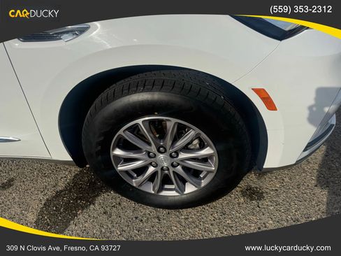 Used 2022 Buick Enclave Essence image 31