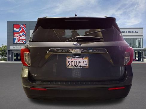 Used 2022 Ford Explorer XLT RWD image 25