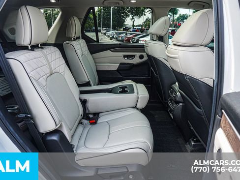 Used 2026 Honda Pilot Elite image 24