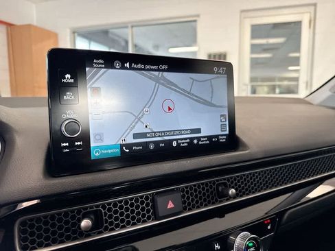 Certified 2024 Honda Civic Touring image 32