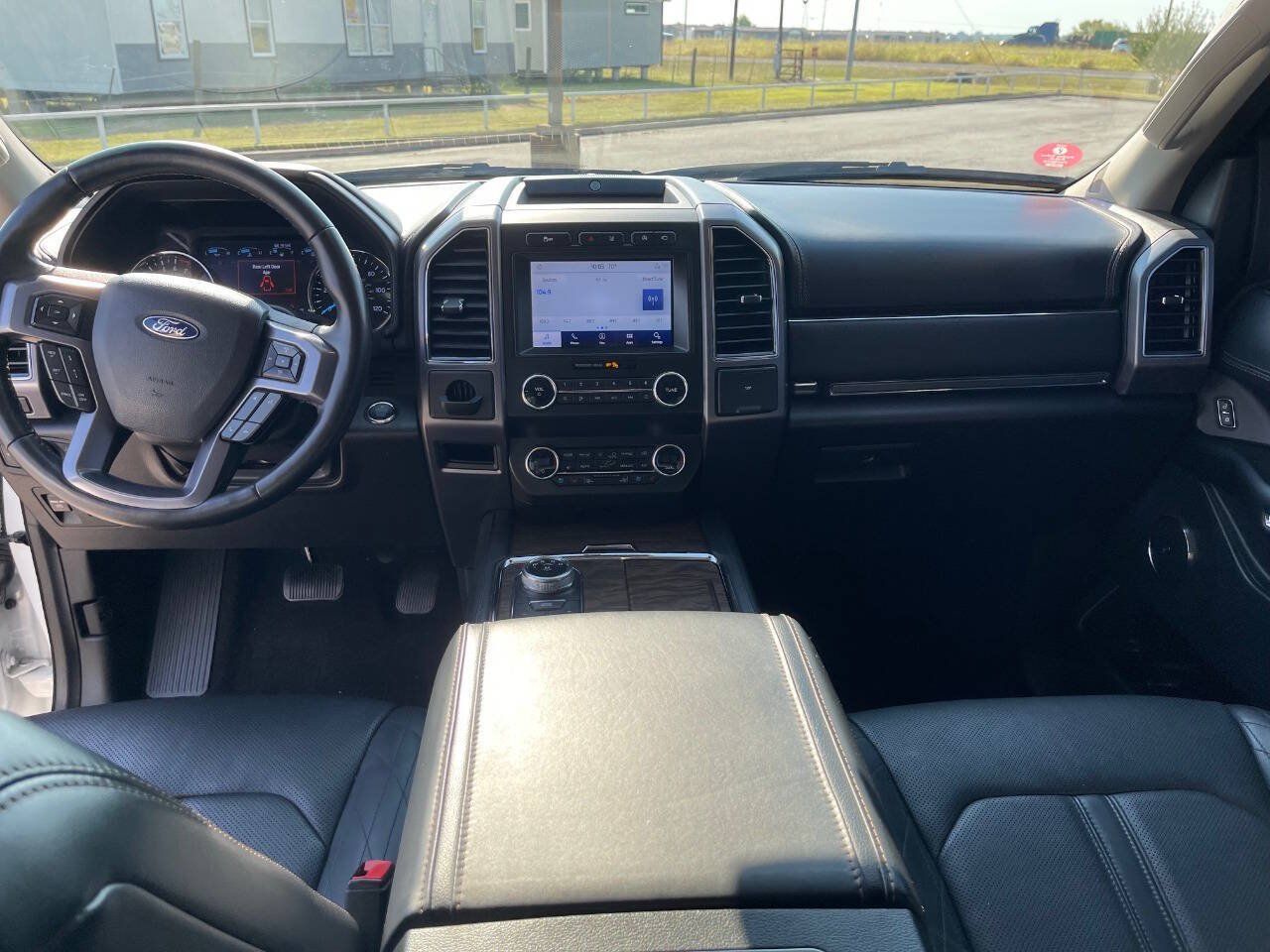 Used 2020 Ford Expedition Platinum RWD image 4
