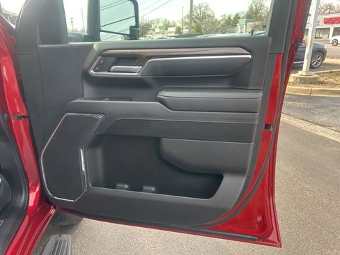 Used 2024 Chevrolet Silverado 3500 LT w/ Convenience Package AWD/4WD image 17