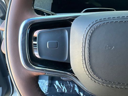 New 2025 Lincoln Navigator Reserve image 24