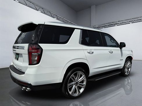 Used 2023 Chevrolet Tahoe Premier w/ Premium Package 2 AWD/4WD image 7