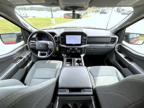 Used 2025 Ford F150 XLT w/ Equipment Group 301A Standard AWD/4WD image 15