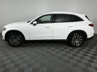 Used 2025 Mercedes-Benz GLC 300 video 3