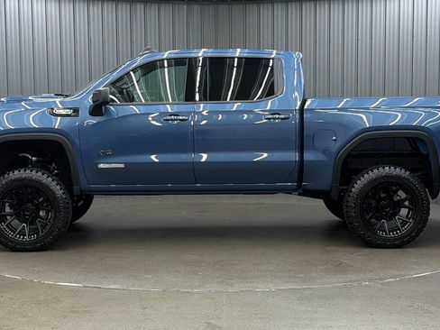 Used 2026 GMC Sierra 1500 Elevation AWD/4WD image 2
