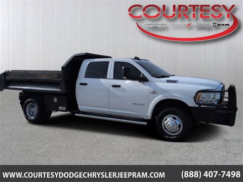 Used 2021 RAM 3500 Tradesman w/ Chrome Appearance Group image 1