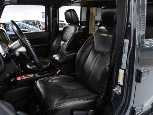 Used 2016 Jeep Wrangler Unlimited Rubicon image 27