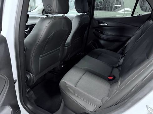 Used 2024 Buick Encore GX Preferred FWD image 18