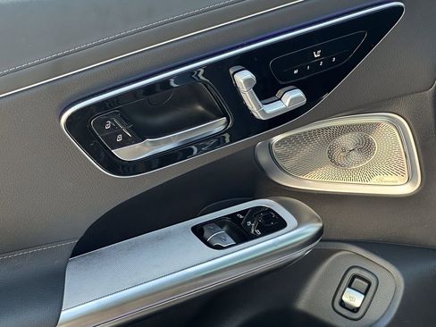 Certified 2025 Mercedes-Benz CLE 300 4MATIC Coupe image 12