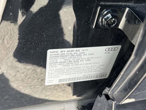 Used 2022 Audi Q3 2.0T Premium Plus w/ Premium Plus Package image 16