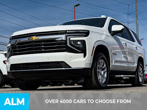 Used 2025 Chevrolet Tahoe LT AWD/4WD image 2