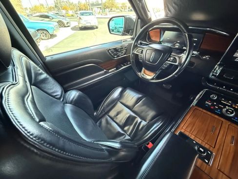 Used 2019 Lincoln Navigator Reserve w/ Cargo Package image 55