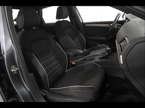 Certified 2024 Volkswagen Jetta Sport FWD image 14