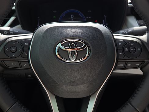 Certified 2026 Toyota Corolla SE FWD image 26