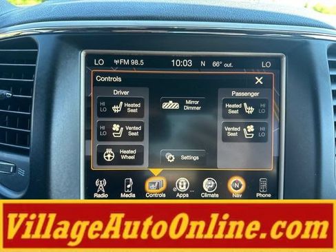 Used 2015 Jeep Grand Cherokee Overland w/ Advanced Technology Group AWD/4WD image 25