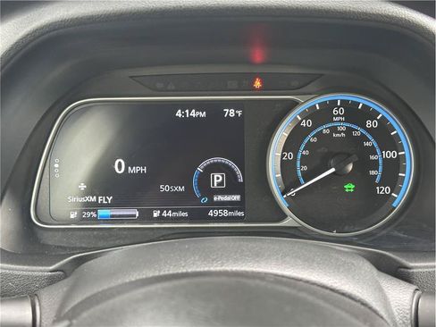 Used 2025 Nissan Leaf S FWD image 20