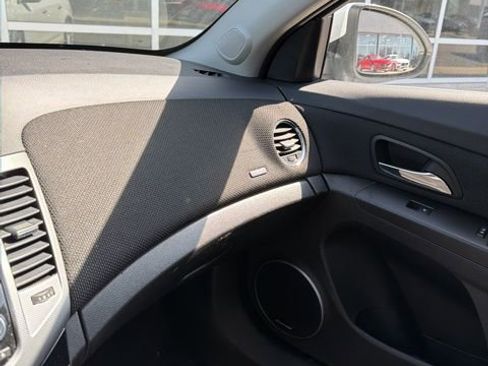 Used 2015 Chevrolet Cruze LTZ w/ Sun, Sound and Sport Package image 20