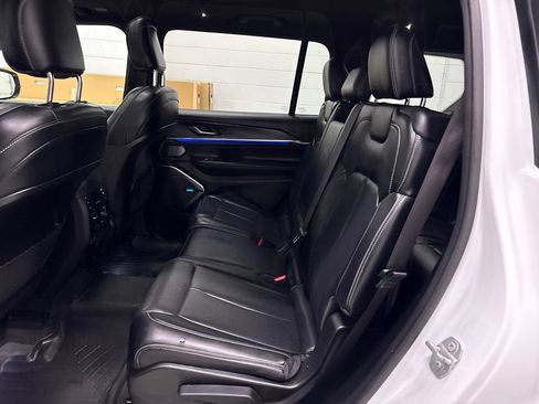 Used 2021 Jeep Grand Cherokee L Overland AWD/4WD image 30