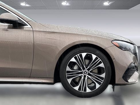 Used 2026 Mercedes-Benz E 350 Sedan image 35