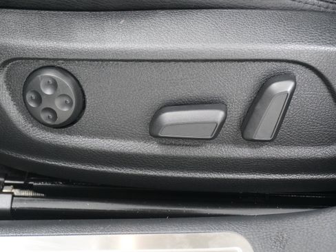 Used 2013 Volkswagen CC Lux image 14