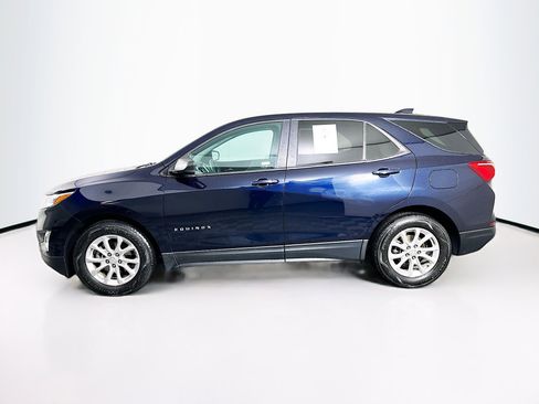 Used 2020 Chevrolet Equinox LS w/ LS Convenience Package image 4