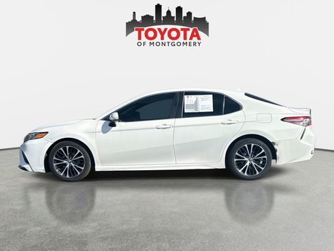Used 2019 Toyota Camry SE image 7