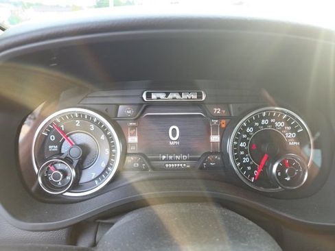 Used 2021 RAM 1500 Big Horn AWD/4WD image 4