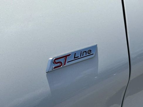 New 2025 Ford Explorer ST-Line image 17