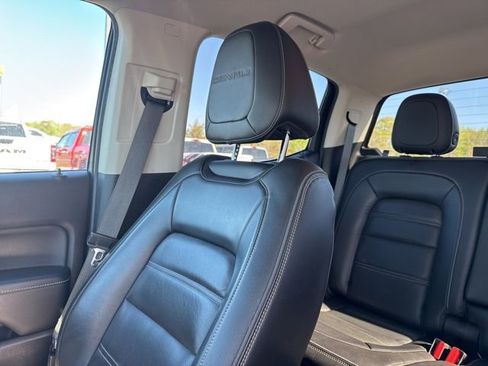 Used 2018 GMC Canyon Denali image 38