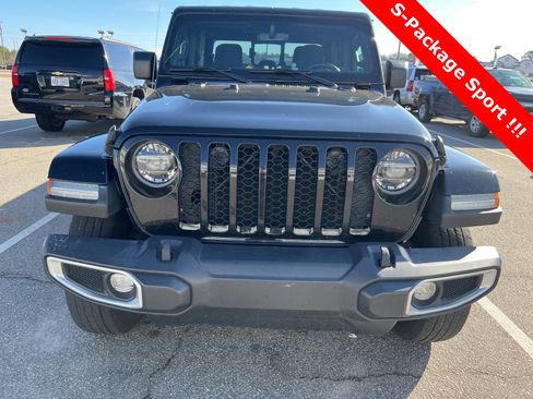 Used 2022 Jeep Gladiator Sport image 8