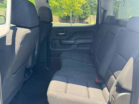 Used 2018 Chevrolet Silverado 1500 W/T w/ Special Service Package AWD/4WD image 12