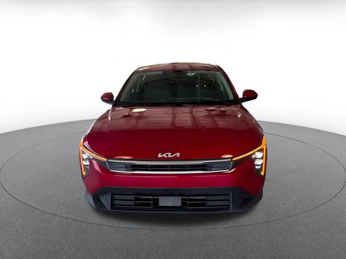 Used 2025 Kia K4 FWD image 3