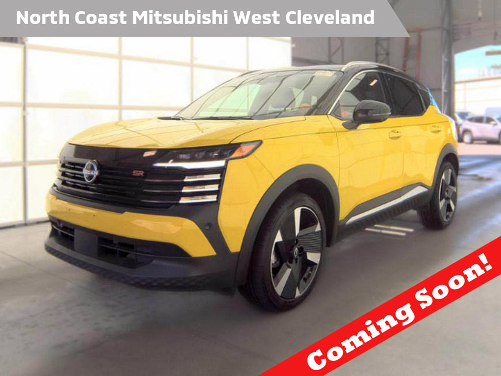 Used 2025 Nissan Kicks SR w/ SR Premium Package AWD/4WD image 1