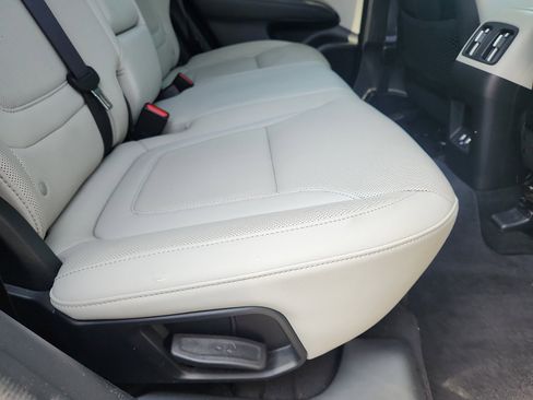 Certified 2023 Hyundai Tucson Limited AWD/4WD image 31