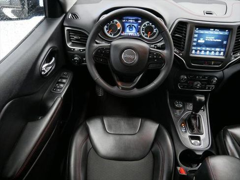 Certified 2022 Jeep Cherokee Trailhawk w/ Comfort/Convenience Group image 13