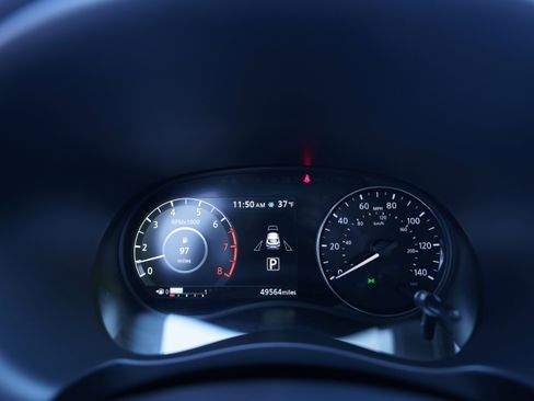 Used 2023 Nissan Kicks SR image 20