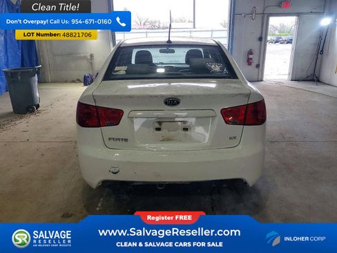 Used 2010 Kia Forte EX image 8